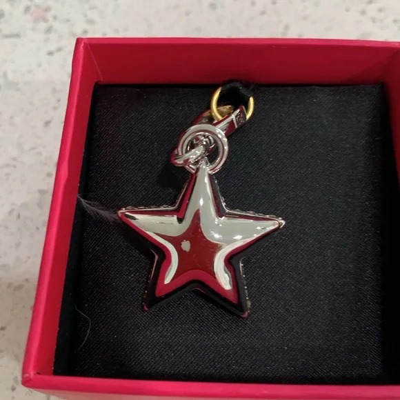 BNWT✨Juicy Couture pave star charm⭐️💎 - Picture 3 of 4